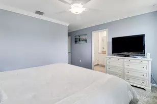 303 SE Halifax Ln, Stuart, FL 34994 - Photo 14