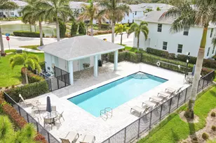 303 SE Halifax Ln, Stuart, FL 34994 - Photo 26