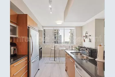 253 NE 2nd Street #2202, Miami, FL 33132 - Photo 2