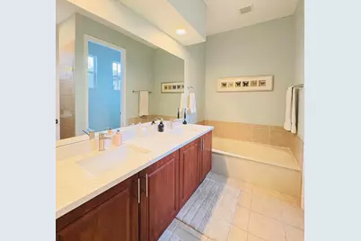 6956 Julia Gardens Drive, Coconut Creek, FL 33073 - Photo 22