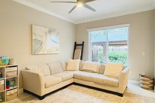 6956 Julia Gardens Dr, Coconut Creek, FL 33073 - Photo 6