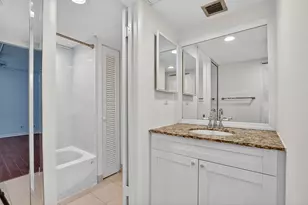 11 Royal Palm Way, Boca Raton, FL 33432 - Photo 22