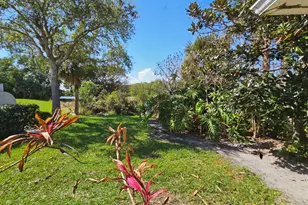 7960 SE Peppercorn Ct, Hobe Sound, FL 33455 - Photo 22