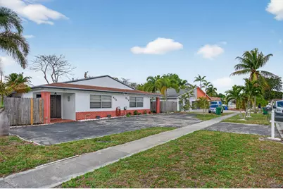 415 SW 61st Terrace, Margate, FL 33068 - Photo 2