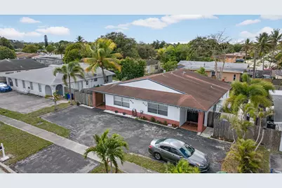 415 SW 61st Terrace, Margate, FL 33068 - Photo 4
