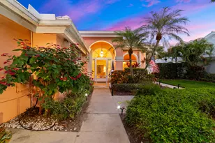 2370 Saratoga Bay Dr, West Palm Beach, FL 33409 - Photo 4