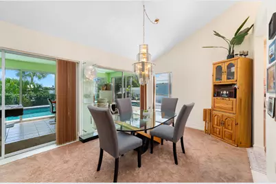 2370 Saratoga Bay Drive, West Palm Beach, FL 33409 - Photo 12