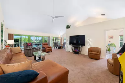 2370 Saratoga Bay Drive, West Palm Beach, FL 33409 - Photo 8