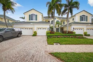 113 Palm Point Cir, Palm Beach Gardens, FL 33418 - Photo 2