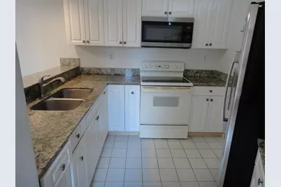 3679 Victoria Drive, West Palm Beach, FL 33406 - Photo 6