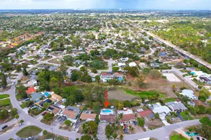 668 Snead Cir, West Palm Beach, FL 33413 - Photo 30