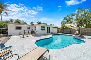 668 Snead Cir, West Palm Beach, FL 33413 - Photo 24