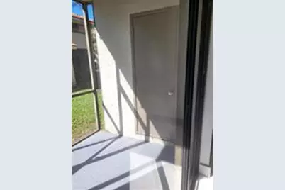 3208 Coral Lake Lane #3208, Coral Springs, FL 33065 - Photo 14