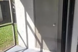 3208 Coral Lake Ln, Coral Springs, FL 33065 - Photo 14