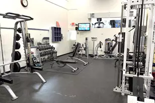 630 Tennis Club Dr, Wilton Manors, FL 33311 - Photo 30