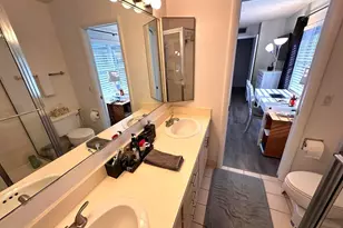 1917 Stratford Way, West Palm Beach, FL 33409 - Photo 16