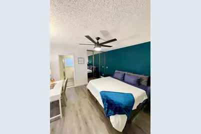 1917 Stratford Way, West Palm Beach, FL 33409 - Photo 14