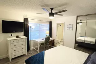 1917 Stratford Way, West Palm Beach, FL 33409 - Photo 10