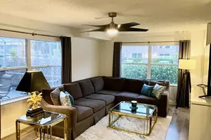 1917 Stratford Way, West Palm Beach, FL 33409 - Photo 2