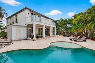 9732 Phipps Ln, Wellington, FL 33414 - Photo 12