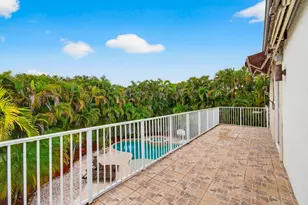 9732 Phipps Ln, Wellington, FL 33414 - Photo 56