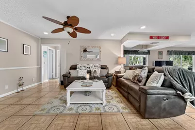 3194 Pebble Beach Drive, Lake Worth, FL 33467 - Photo 14