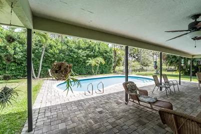 3194 Pebble Beach Drive, Lake Worth, FL 33467 - Photo 38