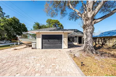 2890 1st Place, Vero Beach, FL 32968 - Photo 2