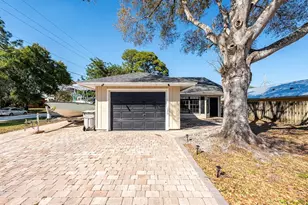 2890 1st Pl, Vero Beach, FL 32968 - Photo 2