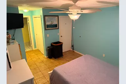 8381 NW 28th Place, Sunrise, FL 33322 - Photo 8