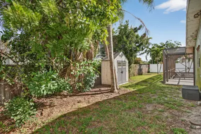 4451 NW 7th Street, Coconut Creek, FL 33066 - Photo 12