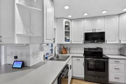 4451 NW 7th Street, Coconut Creek, FL 33066 - Photo 30