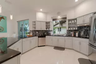 1907 S Club Dr, Wellington, FL 33414 - Photo 10