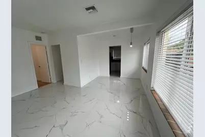 12055 NE 9th Avenue, Biscayne Park, FL 33161 - Photo 18