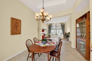 7387 Morocca Lake Dr, Delray Beach, FL 33446 - Photo 10