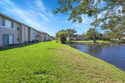 906 Twin Lakes Drive #8-j, Coral Springs, FL 33071 - Photo 22