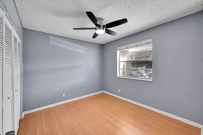 906 Twin Lakes Drive #8-j, Coral Springs, FL 33071 - Photo 16