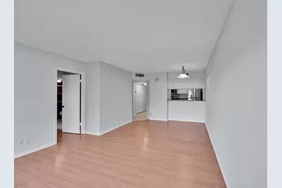 906 Twin Lakes Drive #8-j, Coral Springs, FL 33071 - Photo 6