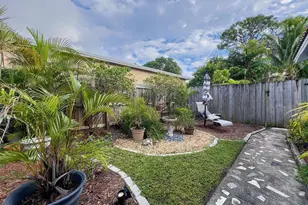 902 NE 34th St, Oakland Park, FL 33334 - Photo 10