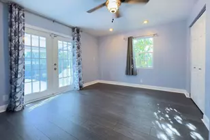 902 NE 34th St, Oakland Park, FL 33334 - Photo 20