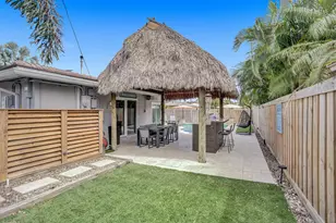 470 SE 4th Ct, Pompano Beach, FL 33060 - Photo 12