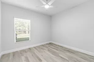 535 Valencia Cir SW, Vero Beach, FL 32968 - Photo 36