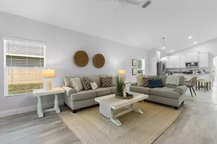 535 Valencia Cir SW, Vero Beach, FL 32968 - Photo 16