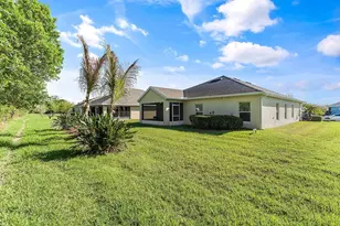 535 Valencia Cir SW, Vero Beach, FL 32968 - Photo 42