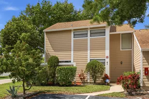 301 Lakewood Dr, Jupiter, FL 33458 - Photo 1