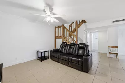 301 Lakewood Drive #8a, Jupiter, FL 33458 - Photo 6