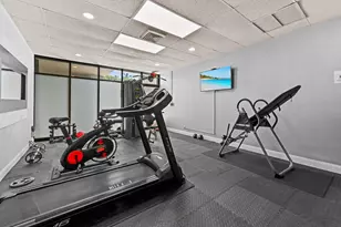 2400 Presidential Way, West Palm Beach, FL 33401 - Photo 36