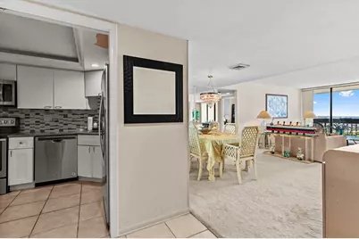 2400 Presidential Way #2004, West Palm Beach, FL 33401 - Photo 8