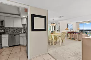 2400 Presidential Way, West Palm Beach, FL 33401 - Photo 8