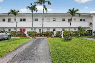 2570 Banyan Rd, Boca Raton, FL 33432 - Photo 2